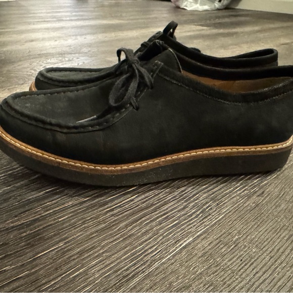 Clarks Artisan Black Shoes - Picture 4 of 5